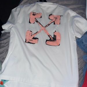 Off-White Graphic Tee